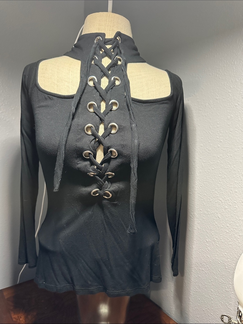 VENUS Black Lace-Up Cold Shoulder Long Sleeve Top with Grommets,